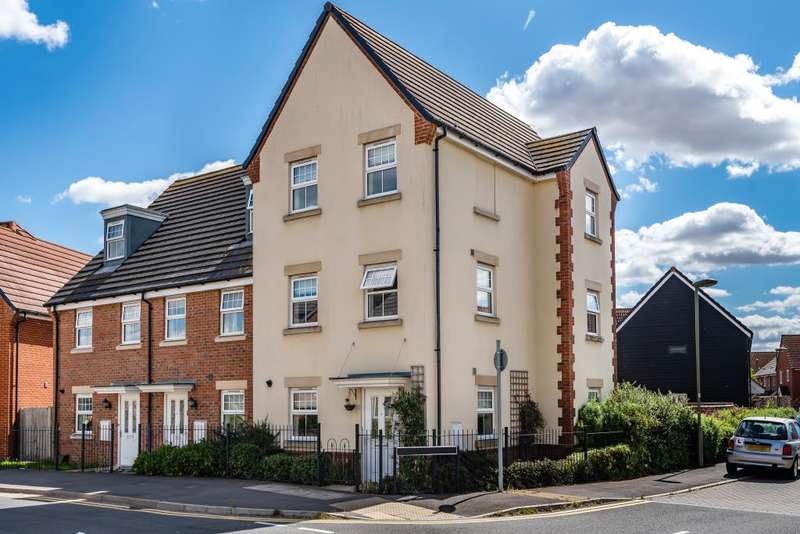 Properties for Sale in Didcot, Juniper Way Didcot Oxfordshire