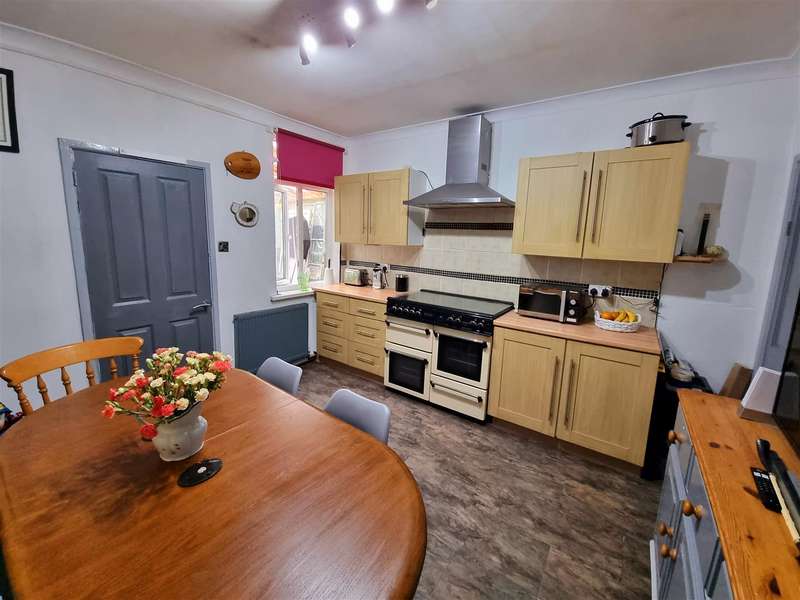 Property for Sale in Gateford Road, Worksop