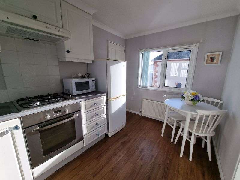 Property for Sale in Meadow Park, Plox Brow, Tarleton, Preston, Pr4