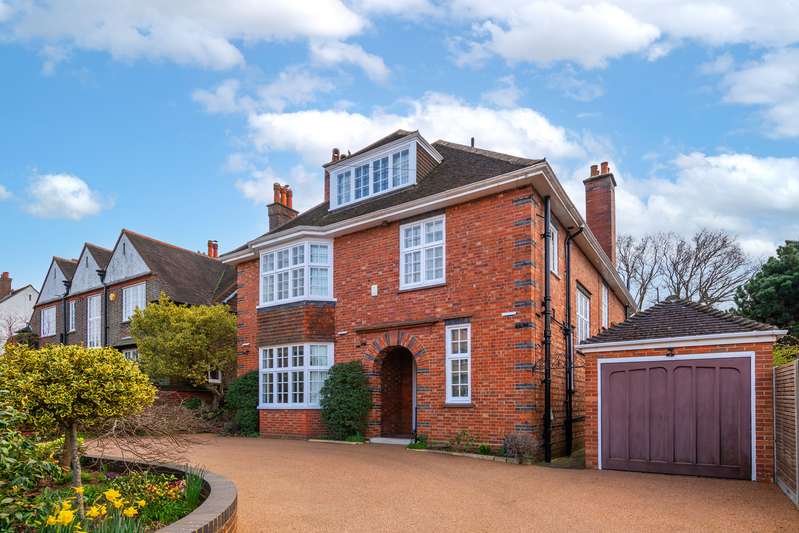 Properties for Sale in Reigate, Reigate Surrey