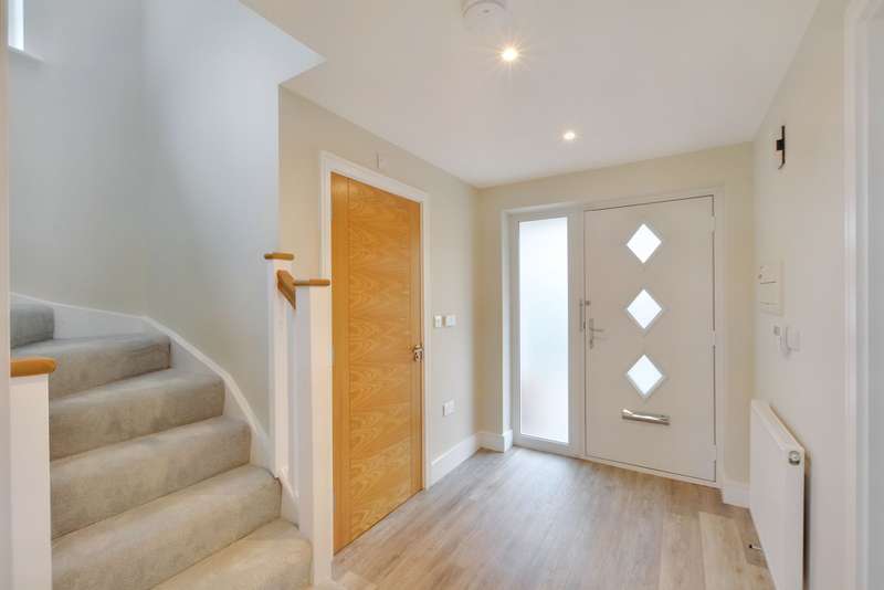 Property for Sale in Viaduct Terrace, Warehorne Street, Tn26