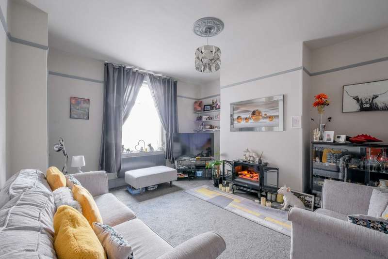 Property for Sale in Wetlands Road, Meltham, Hd9