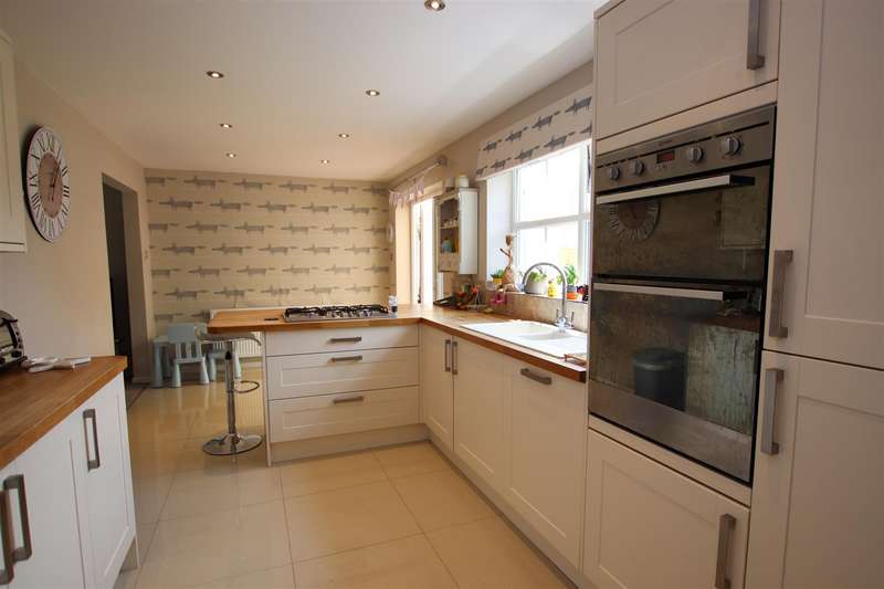 Property for Sale in Tenterfields, Apperley Bridge, Bd10