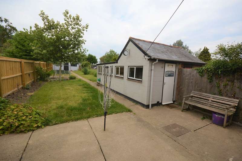 Property to rent in West Street, Coggeshall, Colchester, Co6