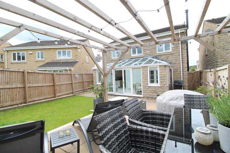 Property for Sale in Hurst Crescent, Glossop, Sk13