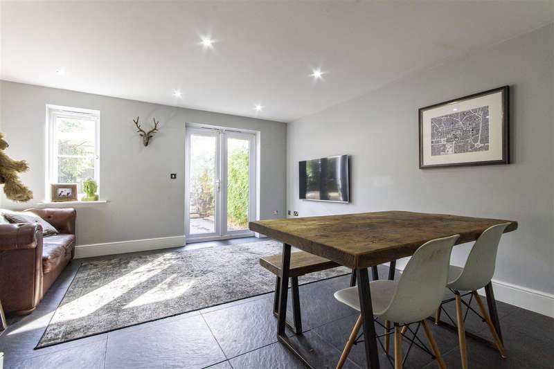 Property for Sale in Wilden Croft, Brimington, Chesterfield, S43