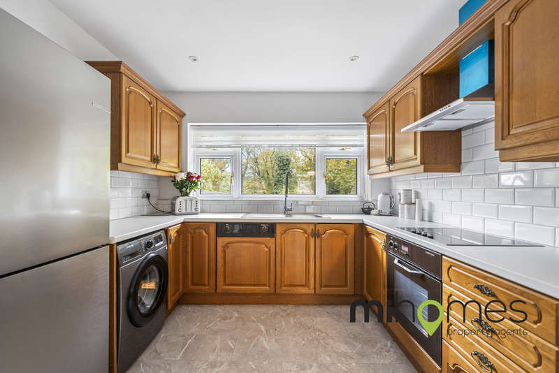 Property to rent in Woodland Way, London, N21