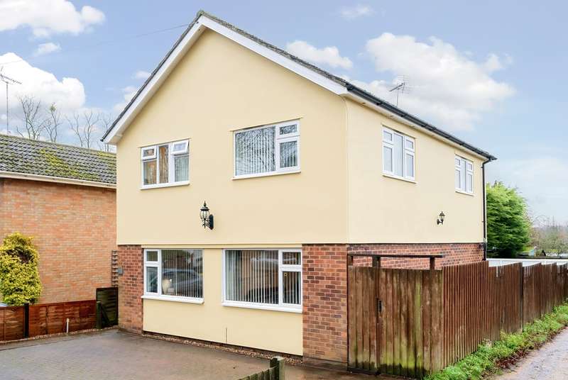 Properties for Sale in Bury St. Edmunds, Mildenhall Estate Bury St
