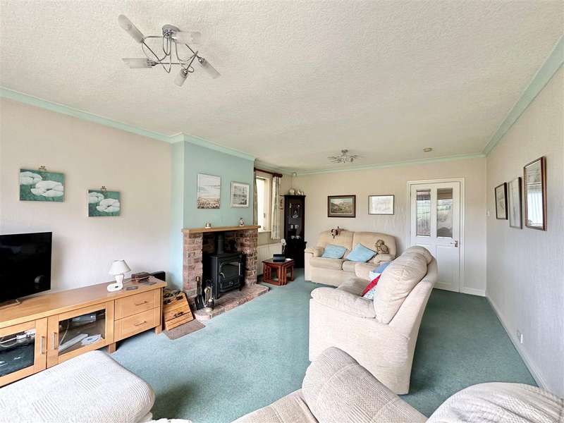 Property for Sale in Ashwood Road, Disley, Stockport, Sk12