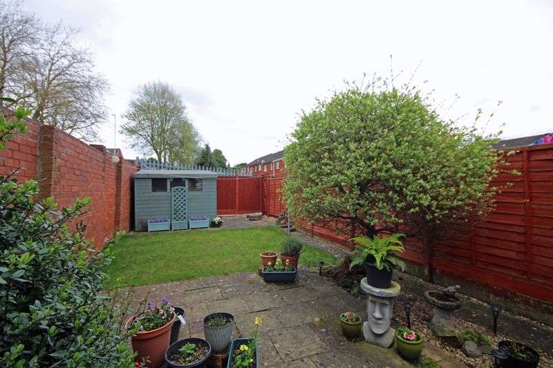 Property for Sale in Rushall Close, Wordsley, Stourbridge, Dy8