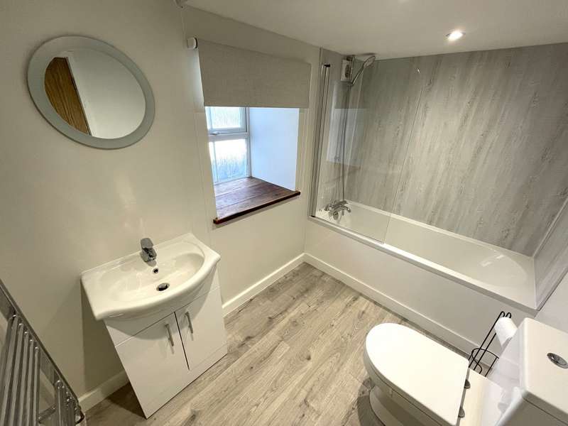 Property to rent in Coverack, Helston, Tr12