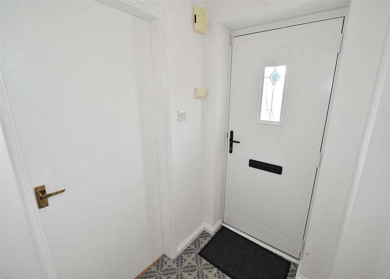 Property to rent in Pipers Court, Irlam, M44