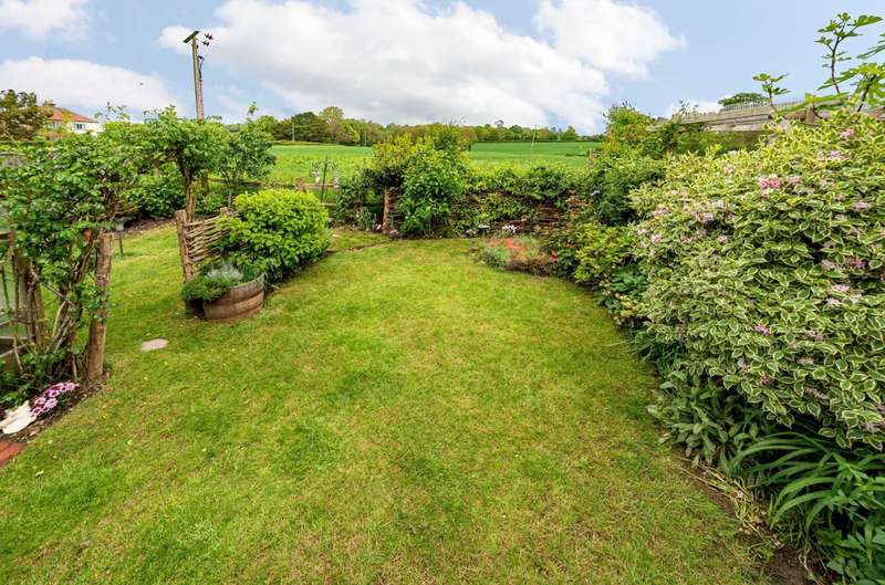 Property for Sale in Oakford Park, Halnaker, Po18