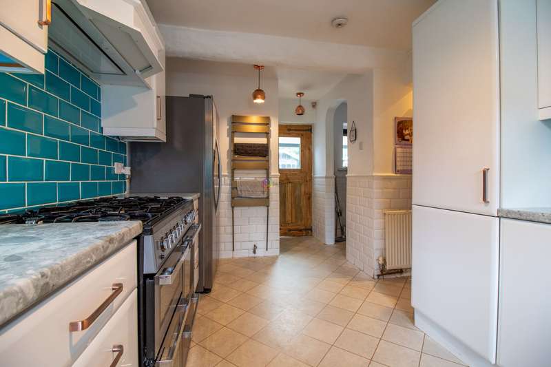 Property to rent in Ferncroft Avenue, Mosborough, S20