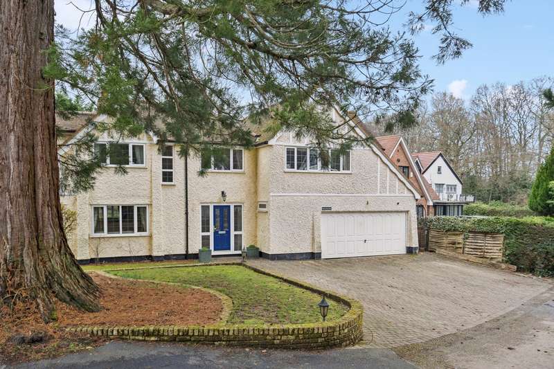 5 Bedrooms Detached House for sale in Cageswood Drive, Farnham Common, SL2
