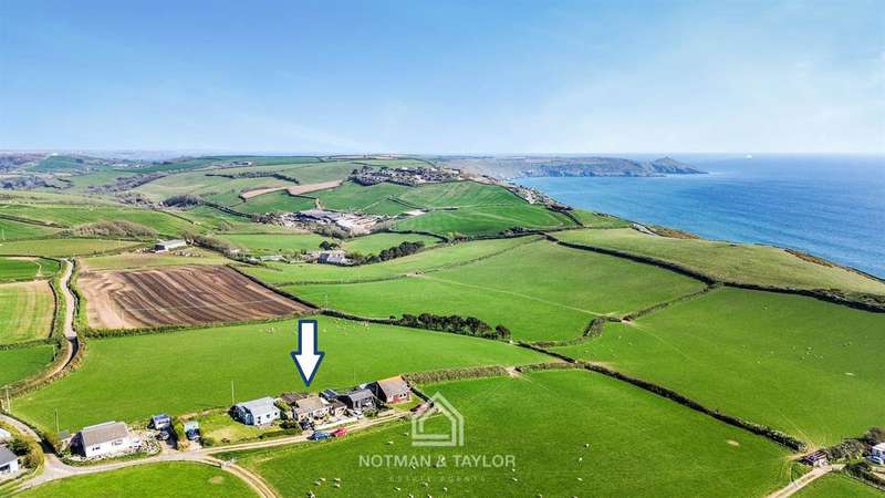 3 Bedrooms Bungalow for sale in Tregony, Freathy, Millbrook, Torpoint, PL10