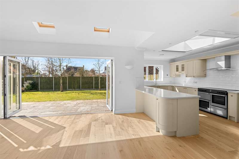 4 Bedrooms Detached House for sale in Forncett St. Peter, NR16