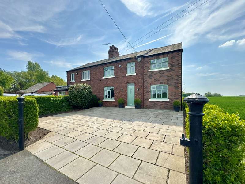 4 Bedrooms Semi Detached House for sale in Rosemary Lane, Downholland, Ormskirk, L39