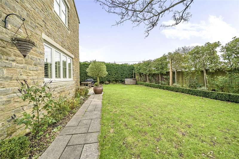 4 Bedrooms House for sale in Markhams Court, Charlton On Otmoor, Oxfordshire, OX5