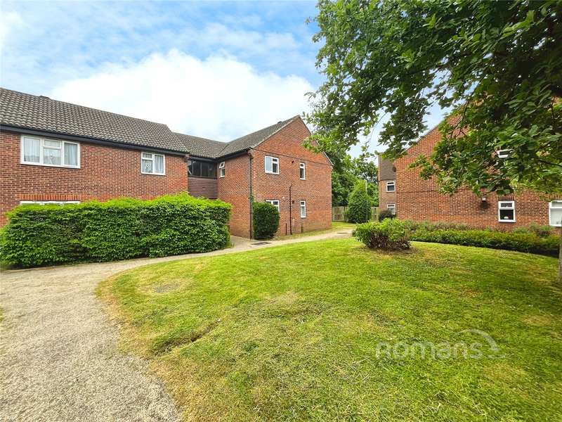 1 Bedroom Flat for sale in Groves Way, Cookham, Maidenhead, SL6