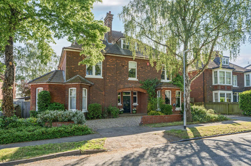 9 Bedrooms Town House for sale in Bury St. Edmunds, Suffolk, IP32