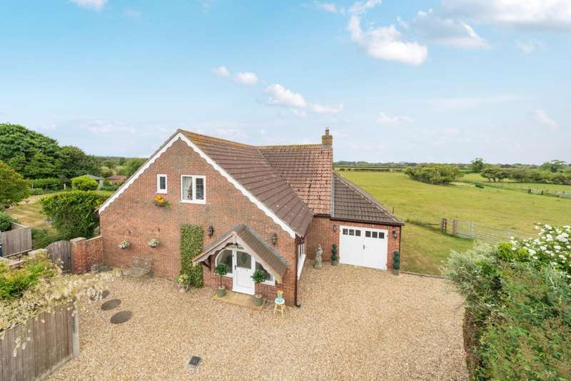 4 Bedrooms Studio Flat for sale in West Lane, Haltham, Horncastle, Lincs, LN9