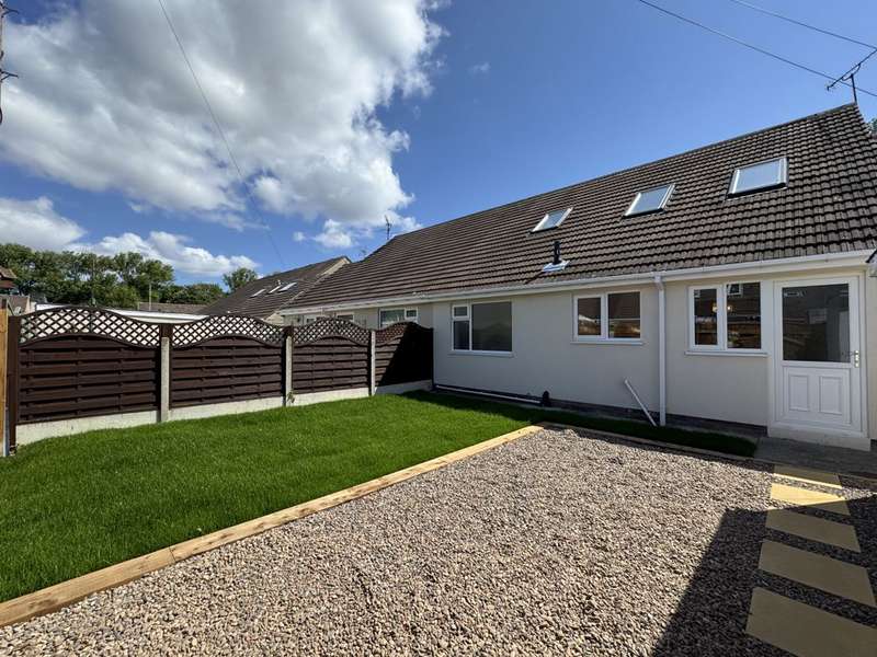 4 Bedrooms Bungalow for sale in Bed Semi-detached Bungalow To Buy In, NE31