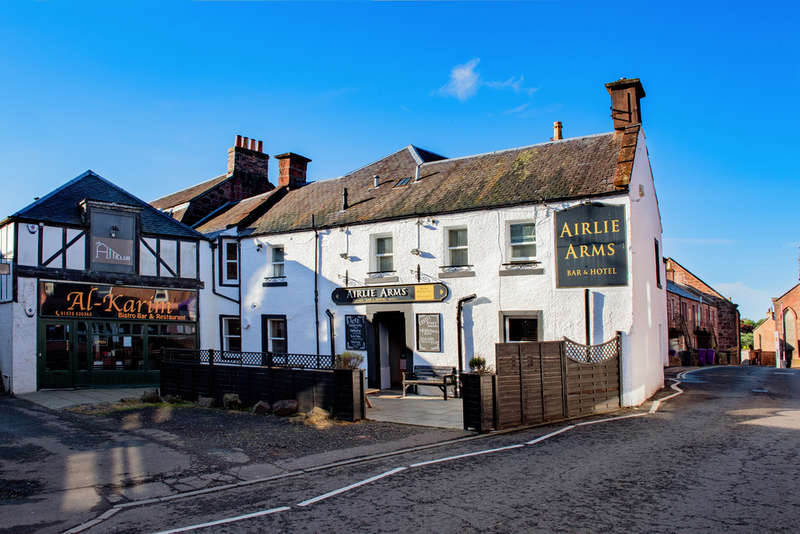 15 Bedrooms Hotel Commercial for sale in St Malcolms Wynd, Kirriemuir, Angus, DD8