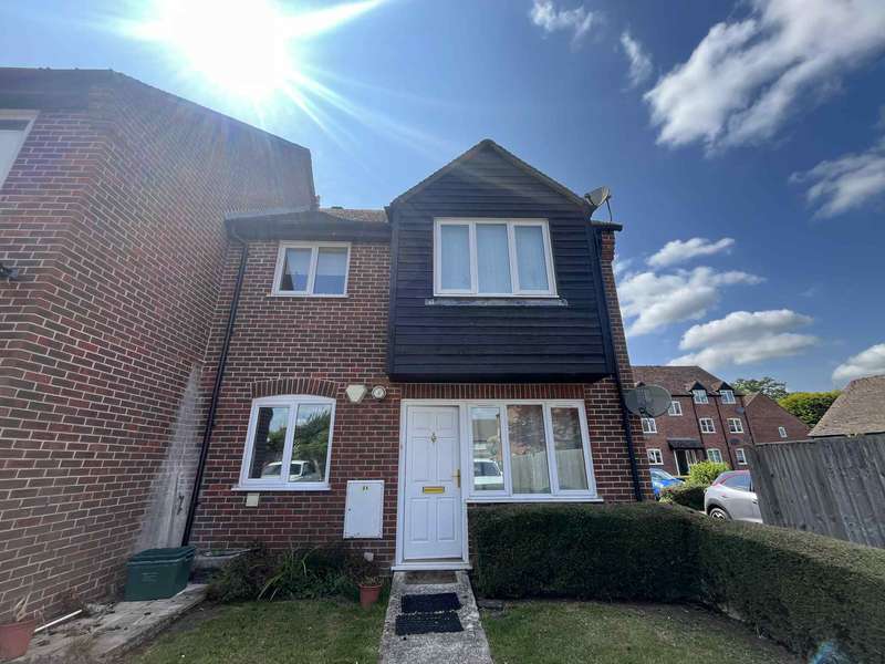 2 Bedrooms Maisonette Flat for rent in Northcroft Lane Newbury, RG14