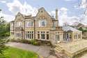 6 Bedrooms Unique Property