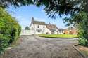 4 Bedrooms House