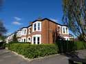 4 Bedrooms End Of Terrace House