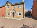 4 Bedrooms Detached House
