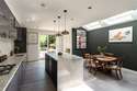5 Bedrooms House