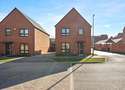 4 Bedrooms House