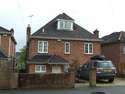 5 Bedrooms Detached House