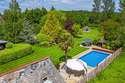5 Bedrooms House