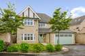 4 Bedrooms House
