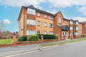 2 Bedrooms Ground Flat