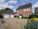 3 Bedrooms Detached House