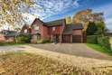 4 Bedrooms Detached House