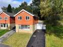 3 Bedrooms Detached House