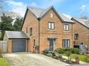 4 Bedrooms House