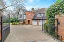 6 Bedrooms Detached House