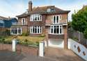 7 Bedrooms Detached House