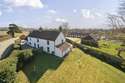 5 Bedrooms Detached House