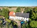 6 Bedrooms Detached House