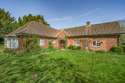 3 Bedrooms Detached Bungalow