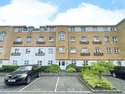 2 Bedrooms Flat