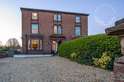 6 Bedrooms Property
